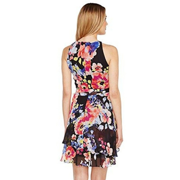 Keyhole Chiffon Dress - Picture 2 of 2